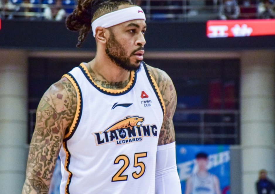 爱游戏体育入口-辽宁109-57狂胜四川 球员评价：7人优秀，2人及格，3人低迷